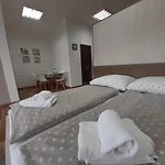 Modom Apartment *