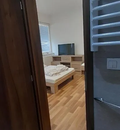 Apartament Modom *